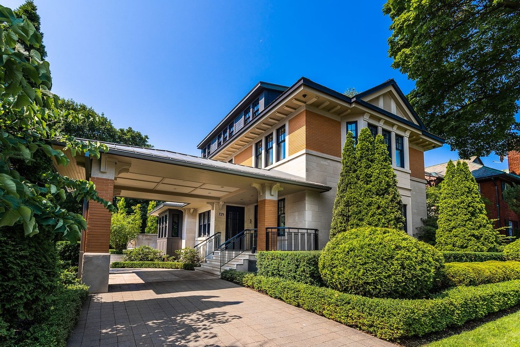 Video of the Week Prestigious Contemporary Residence in Westmount