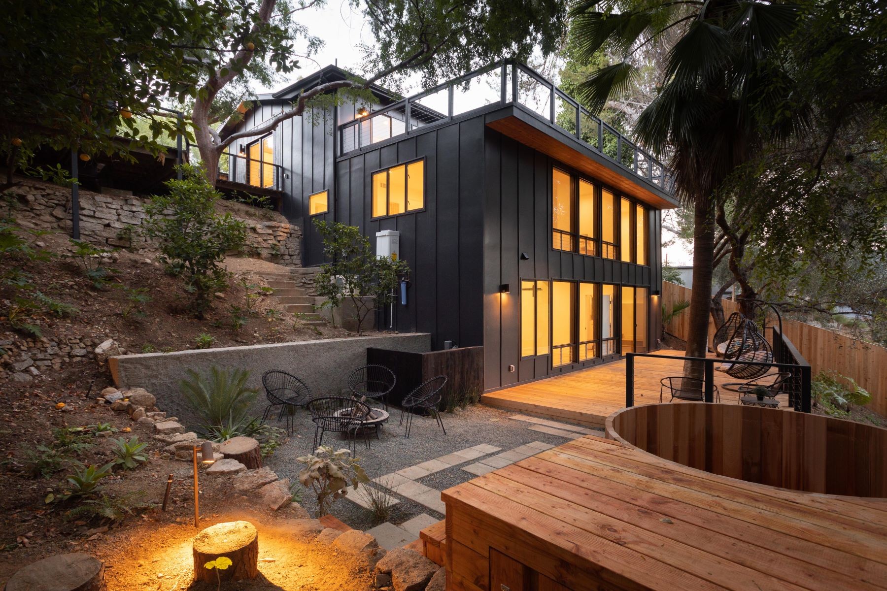 Inside a Hillside Oasis in Northeast L.A. Sotheby´s International