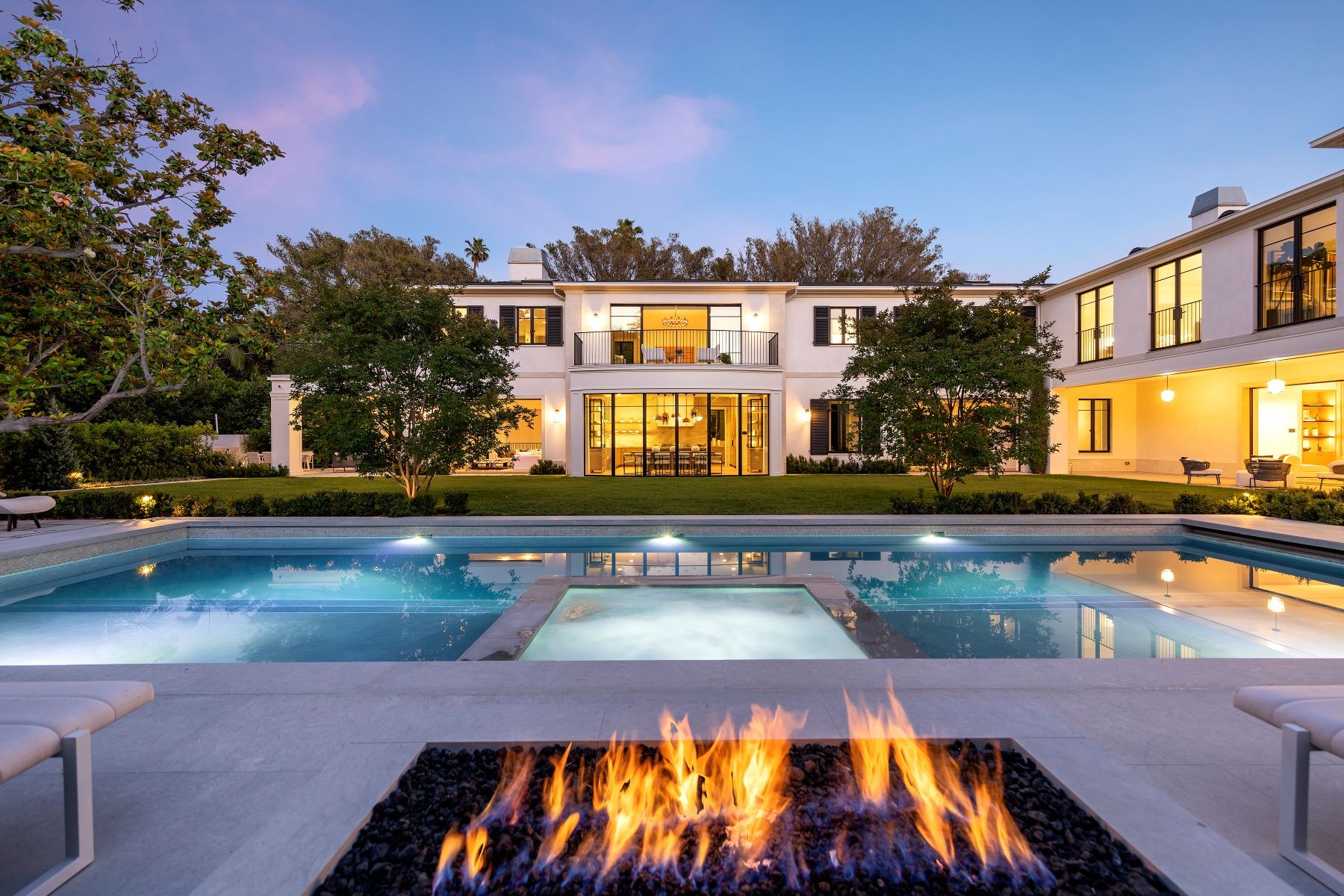 Inside an Impeccable New Home in Beverly Hills Sotheby´s