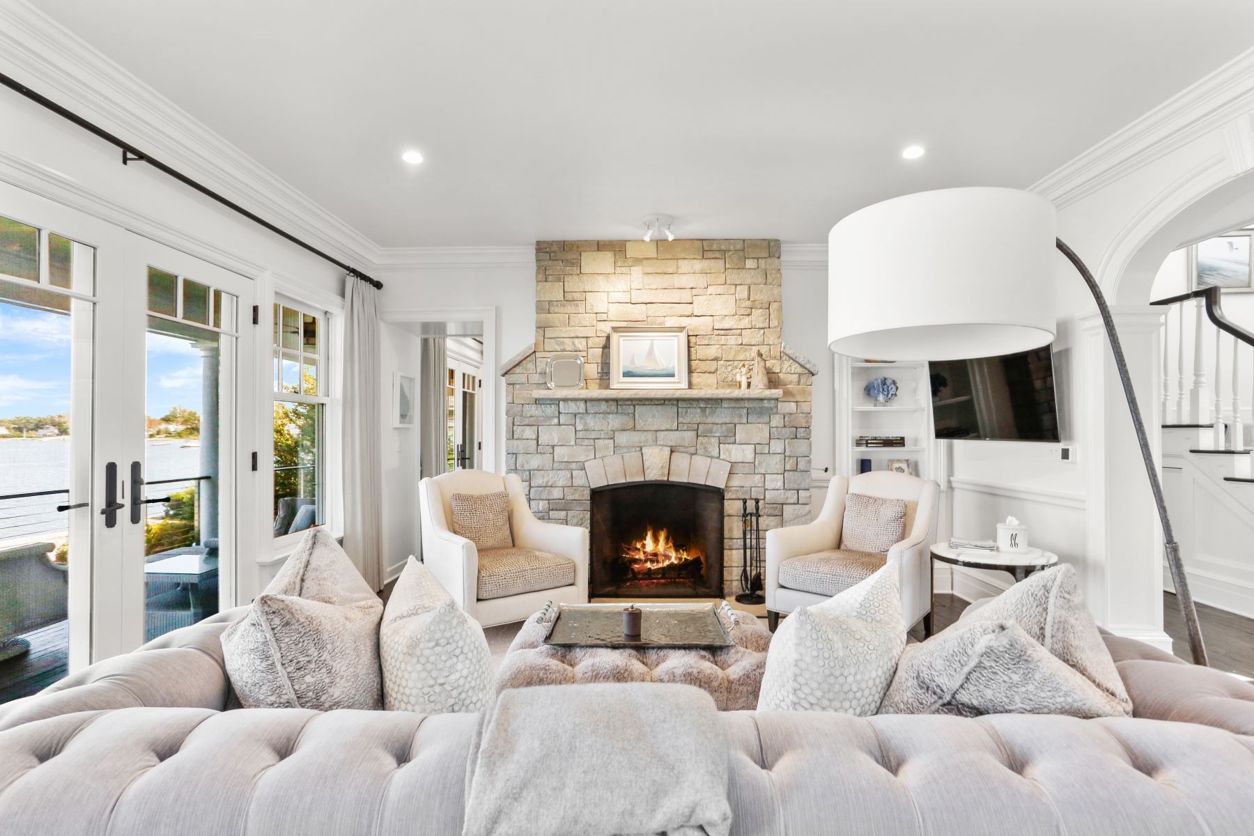 Hall of Flame 5 Homes with Cozy Fireplaces Sotheby´s International