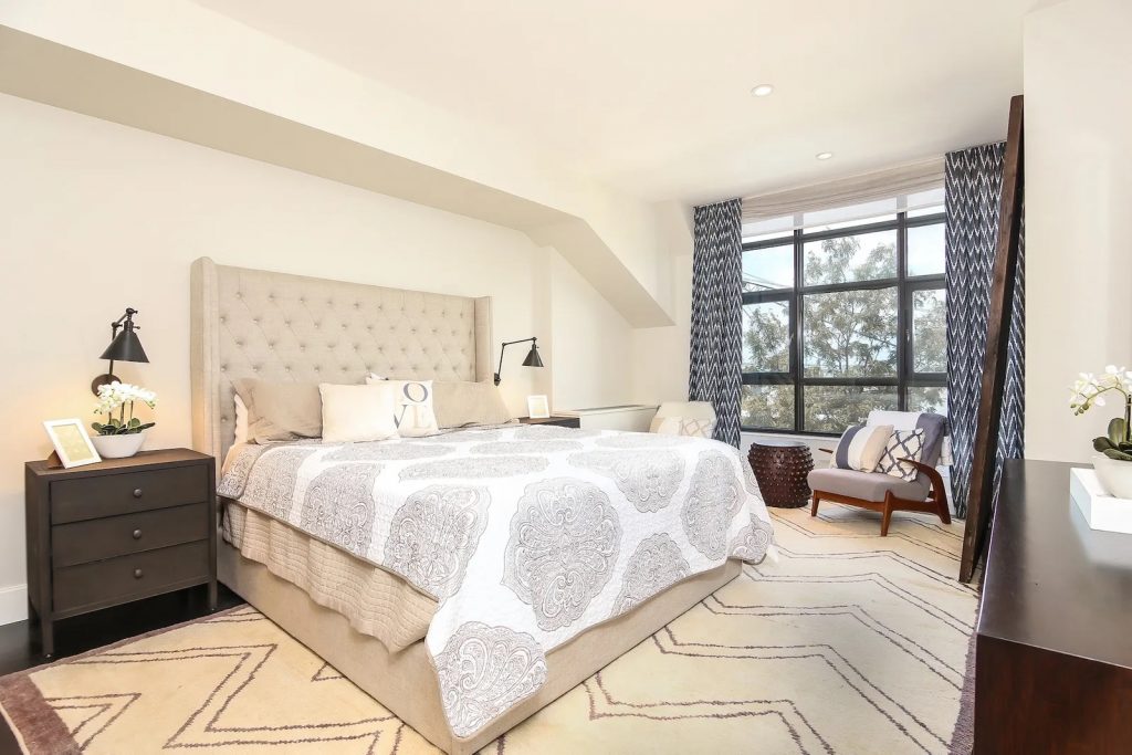 Video of the Week Take a Virtual Tour of a Striking Brooklyn Heights