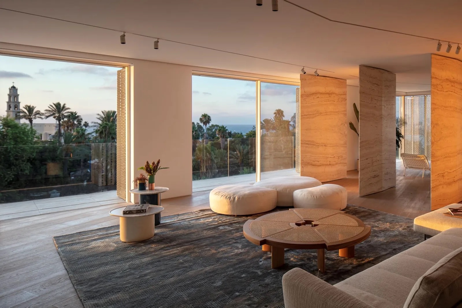 Curated visual reference: Gallery Detail: Video Of The Week World Class Penthouse In Tel Aviv