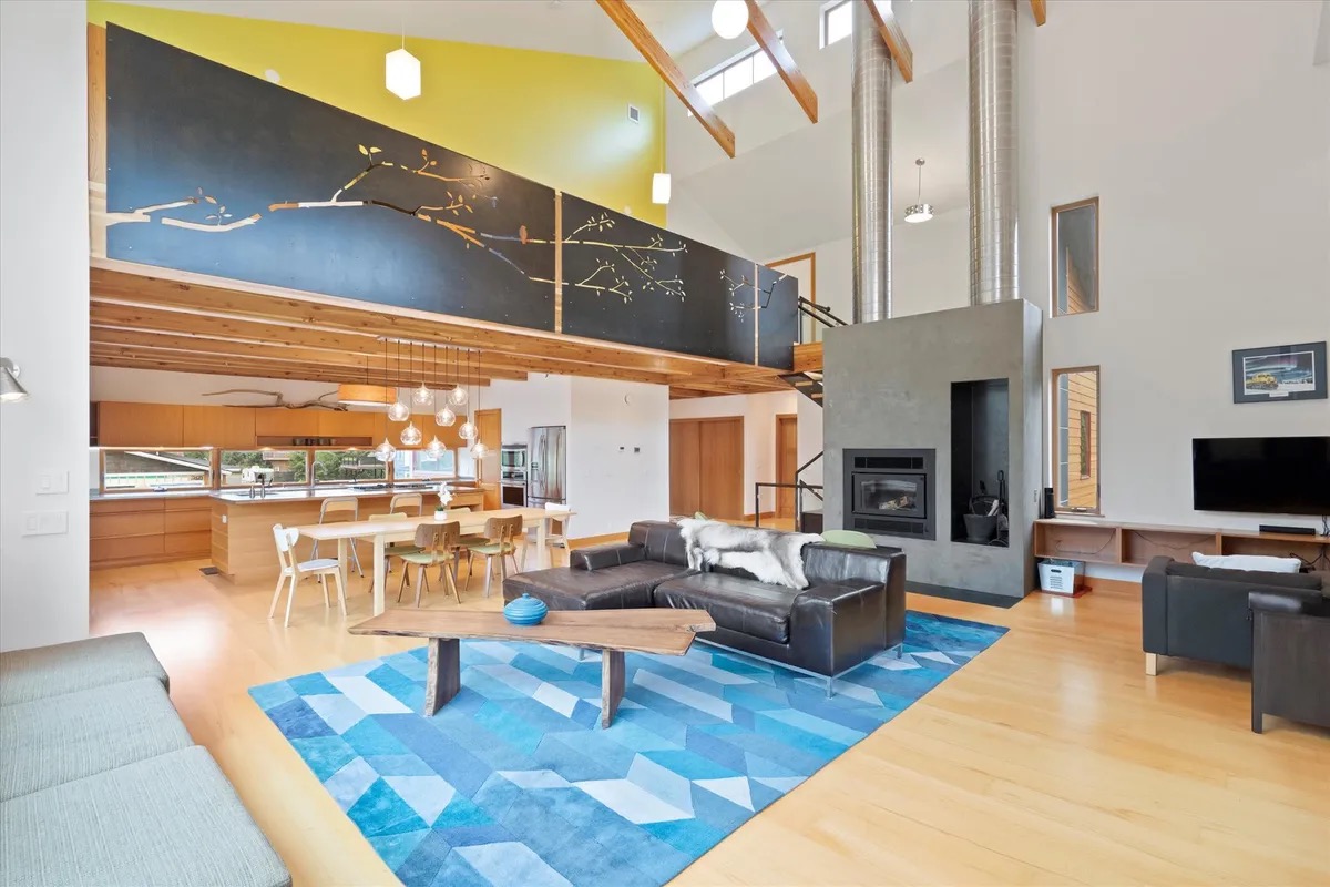 Video of the Week A Modern Ski Home in Girdwood, Alaska Sotheby´s