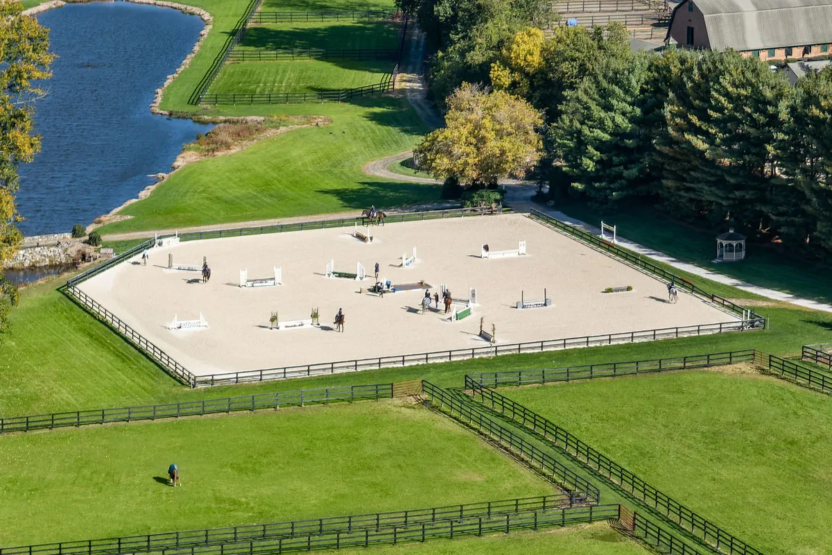 GiddyUp for these 4 Equestrian Estates Sotheby´s International