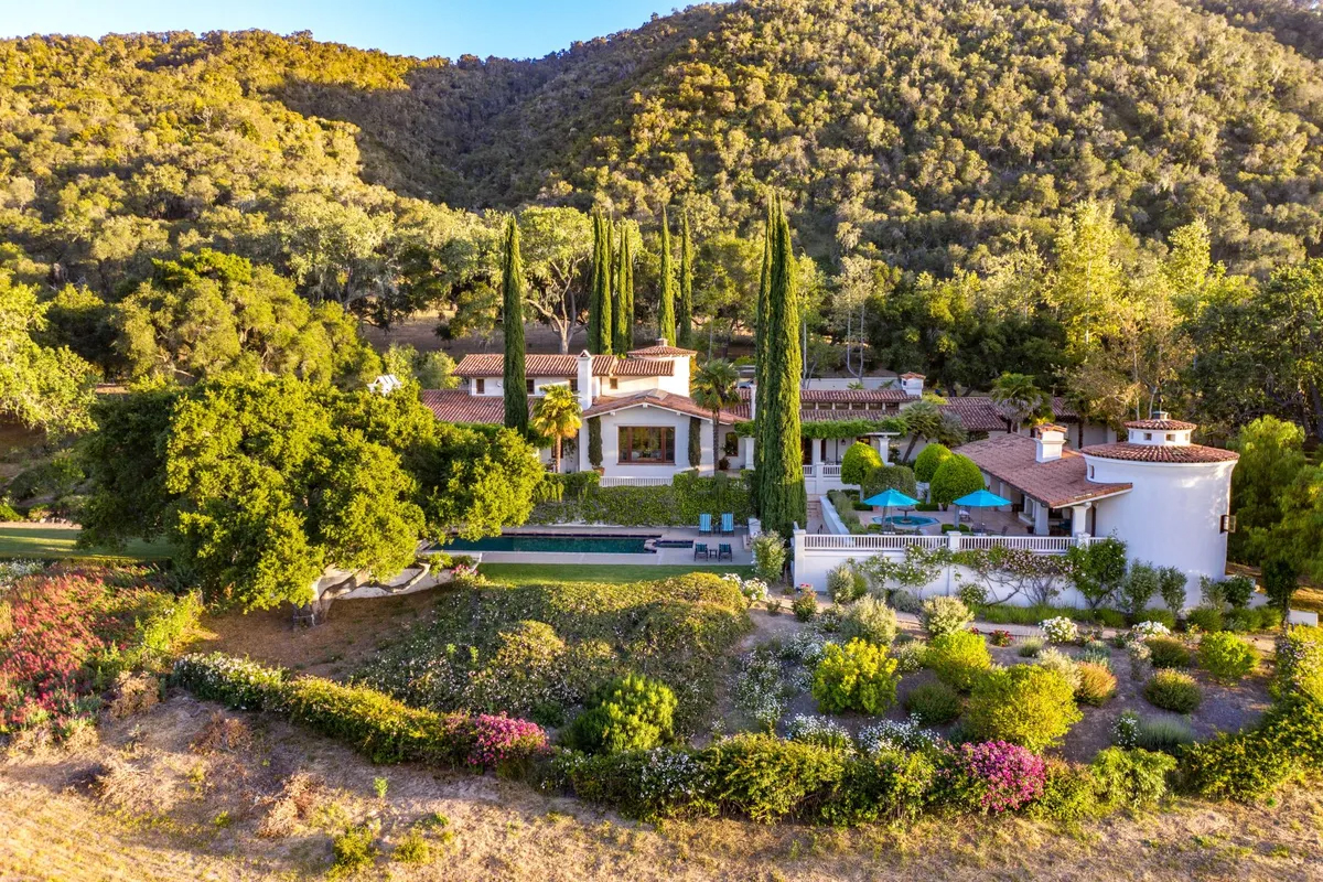 Compound Interest 4 Extensive Private Estates Sotheby´s