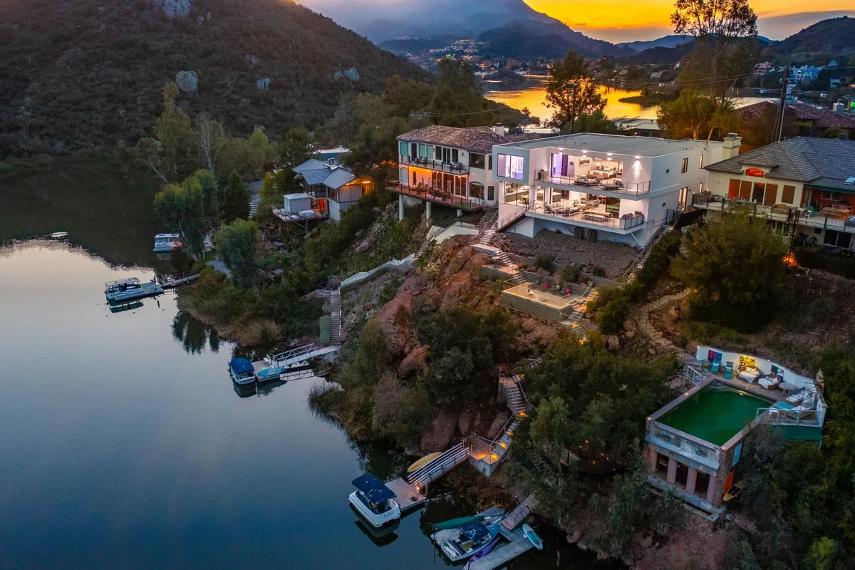 3 Waterfront Homes with Private Docks Sotheby´s International Realty