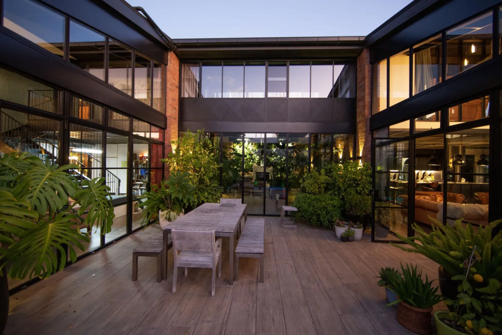 4 Trends in Indoor-Outdoor Architecture and Design - Sotheby´s ...