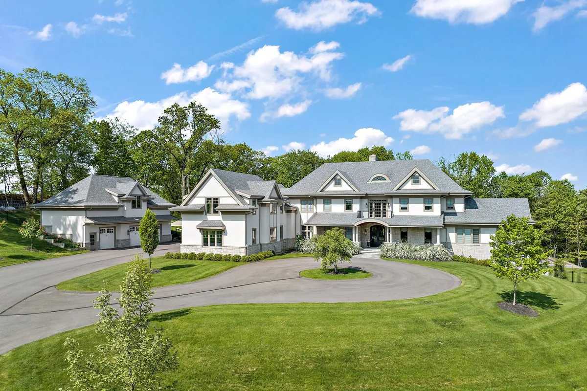 Video of the Week: A Shingle-Style Country Estate in Gibsonia, Pennsylvania – Sotheby´s International Realty | Blog Video of the Week: A Shingle-Style Country Estate in Gibsonia, Pennsylvania – Sotheby´s International Realty | Blog