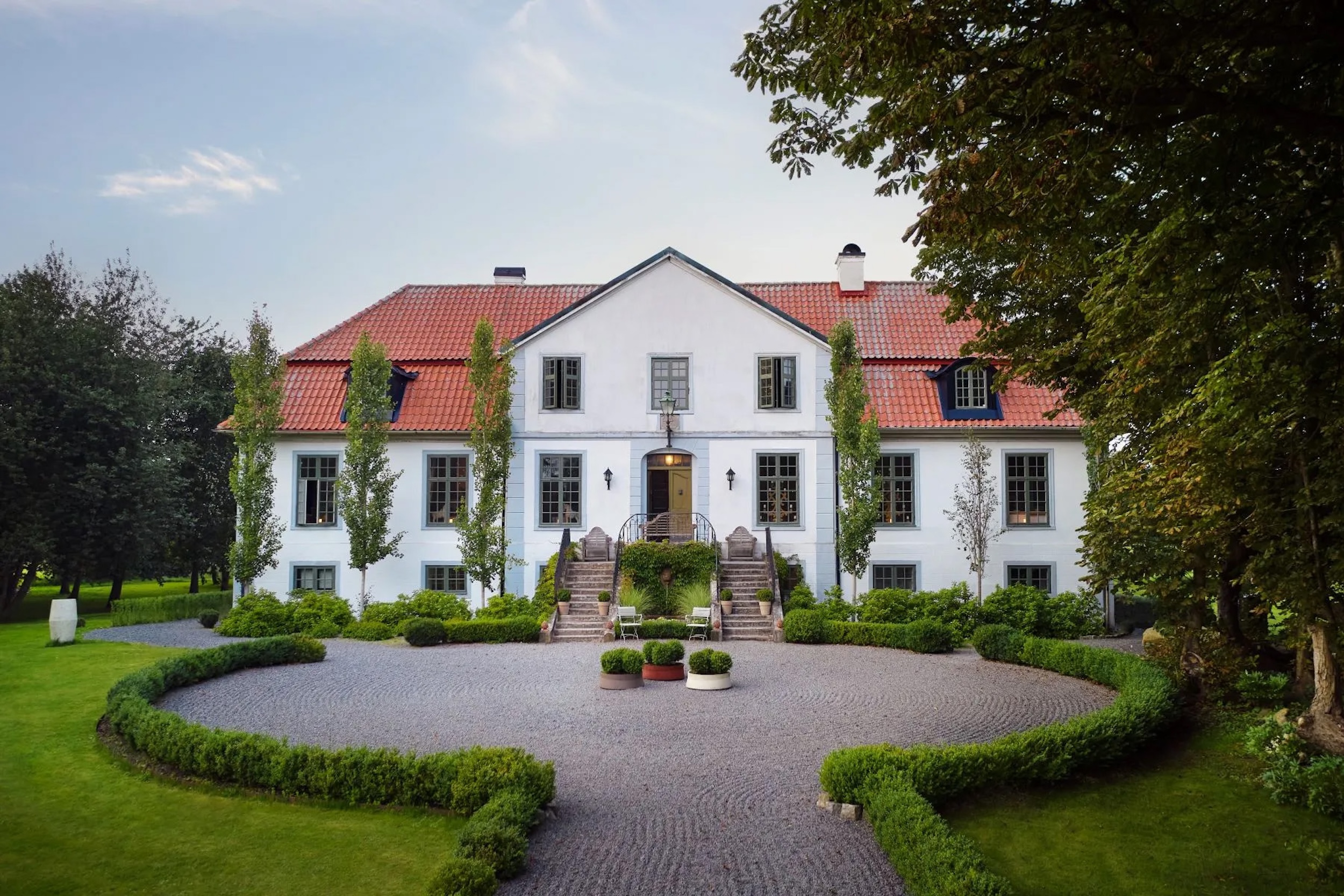 How To Live in a Castle in 2025