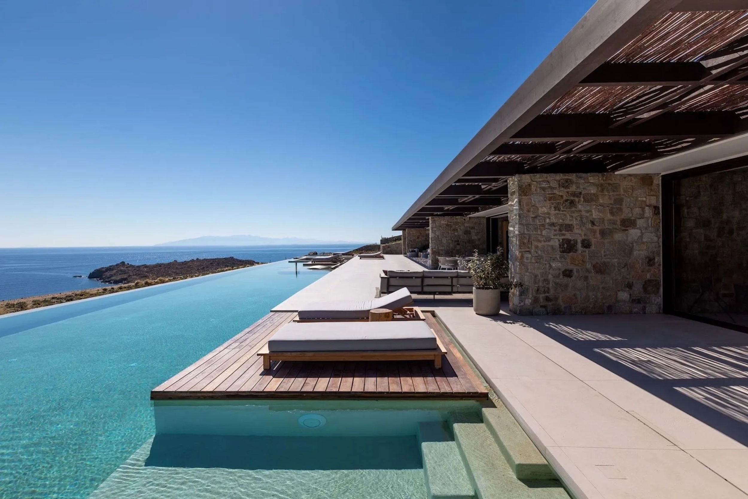 Where The World’s Wealthiest Are Holidaying In Summer 2025