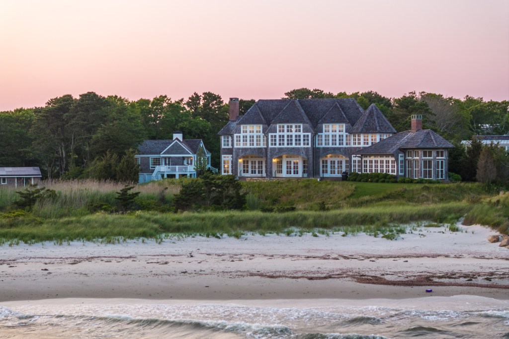 Home in Osterville, Massachusetts