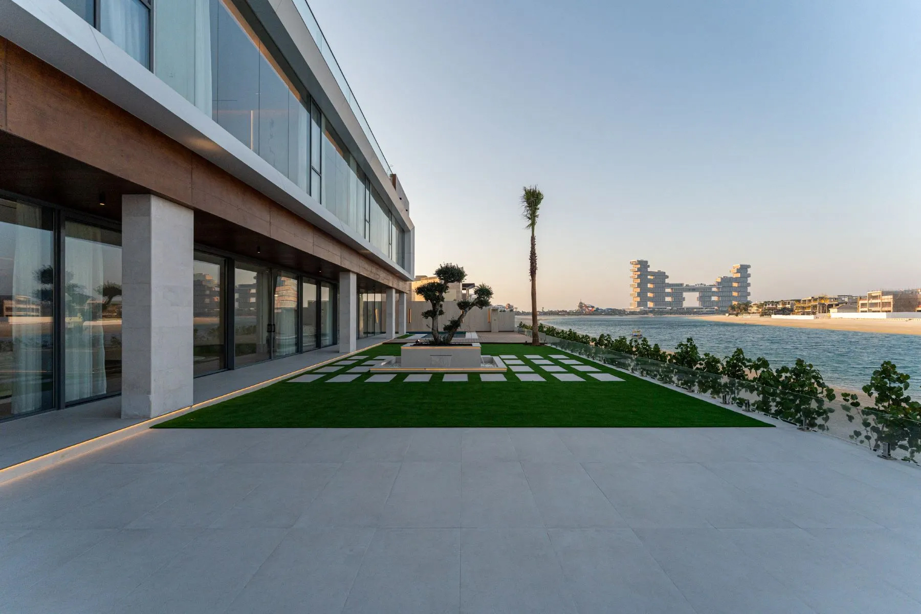 How Are Prime Property Prices Performing Globally?