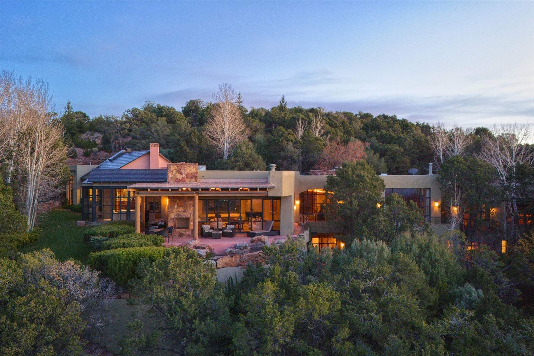 Gene Hackman’s Santa Fe Estate Finds Buyer After Only One Month on the Market 
