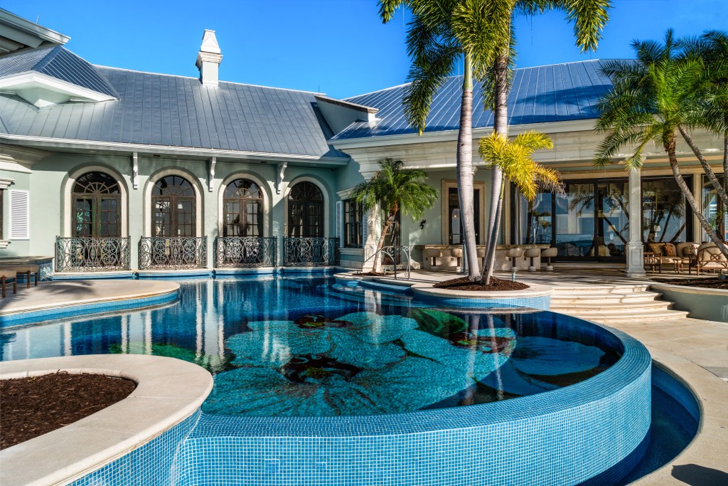 Oceanfront estate in Key West, Florida
