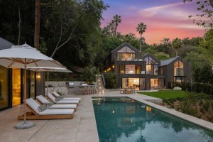 Back yard of a Contemporary home in Studio City California with pool and patio