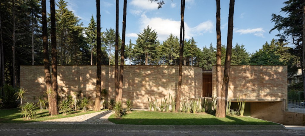 exterior of Casa Jajalpa, a modern brick home in Mexico City